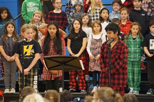CES Holiday Concert 2024 9.jpg